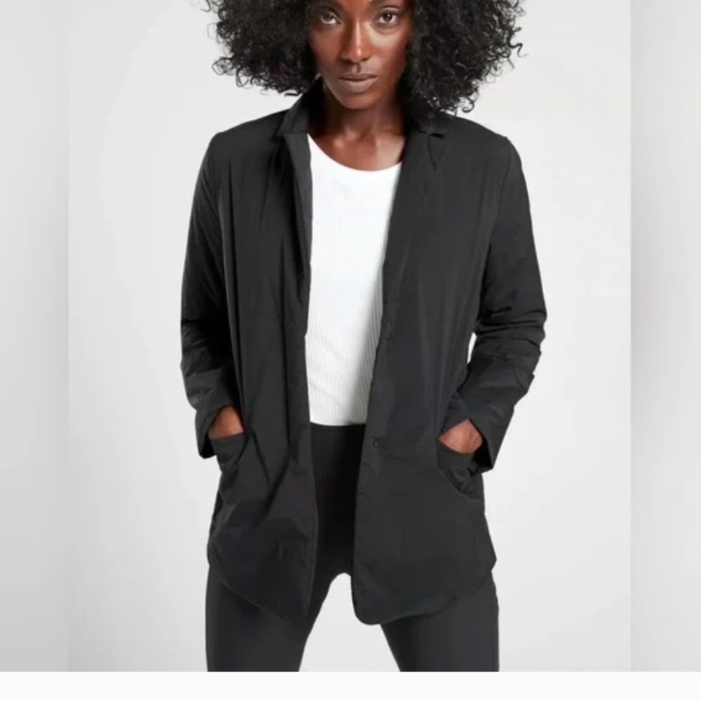 Athleta Evolution Blazer Jacket Black Puffy Size Small EUC